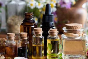 Tinh Dầu Và Khả Năng Trị Liệu Mà Bạn Chưa Biết